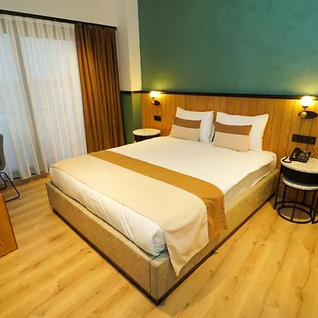 Fragments Hotel