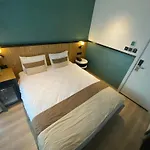 Fragments Hotel 4*