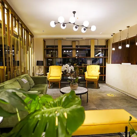 Fragments Hotel 4*