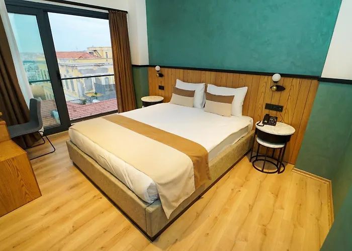 Fragments فندق 4*